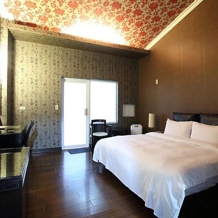 Cyuan Tang Hot Spring Hotel Jiaoxi Buitenkant foto