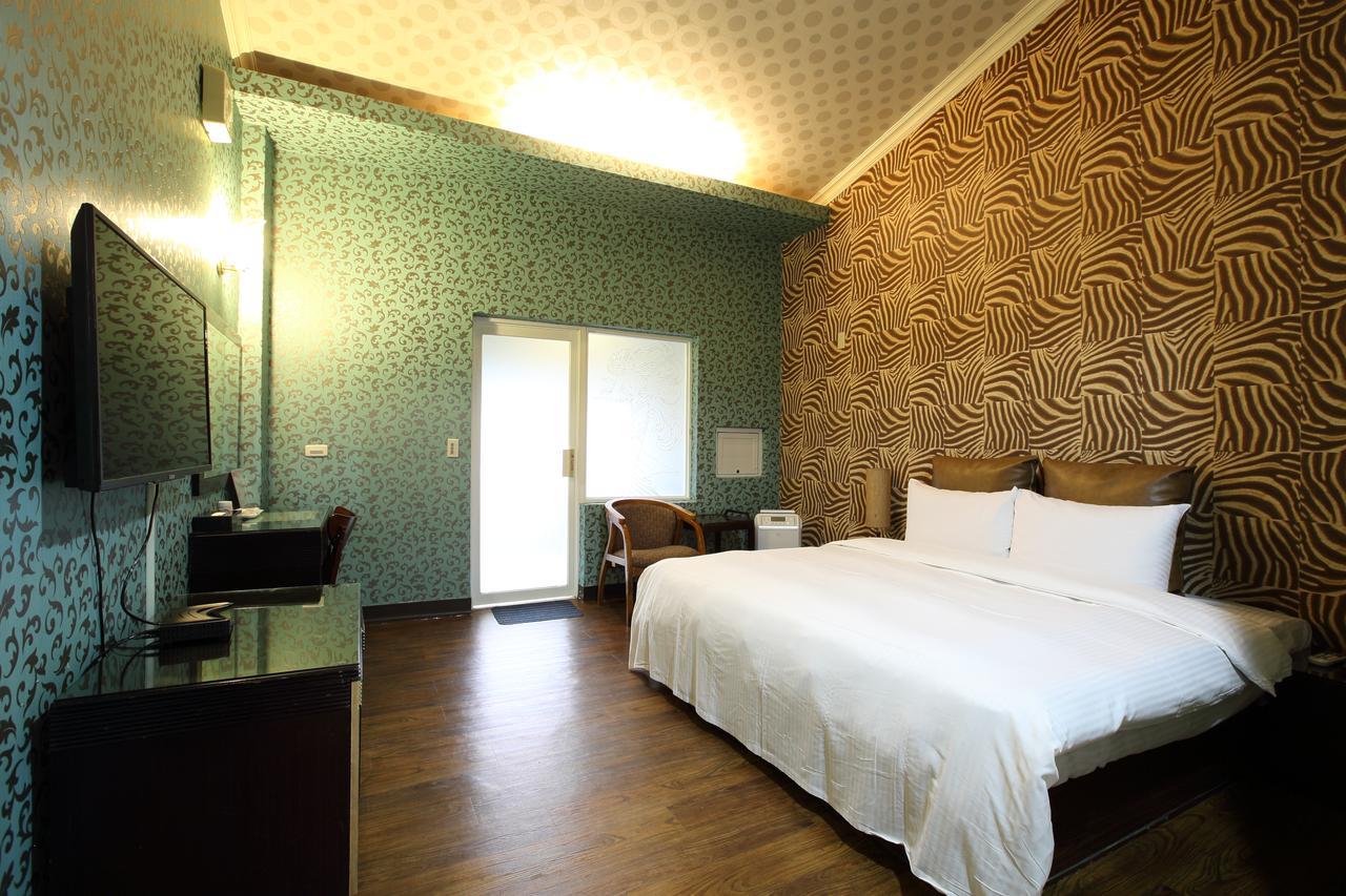 Cyuan Tang Hot Spring Hotel Jiaoxi Buitenkant foto