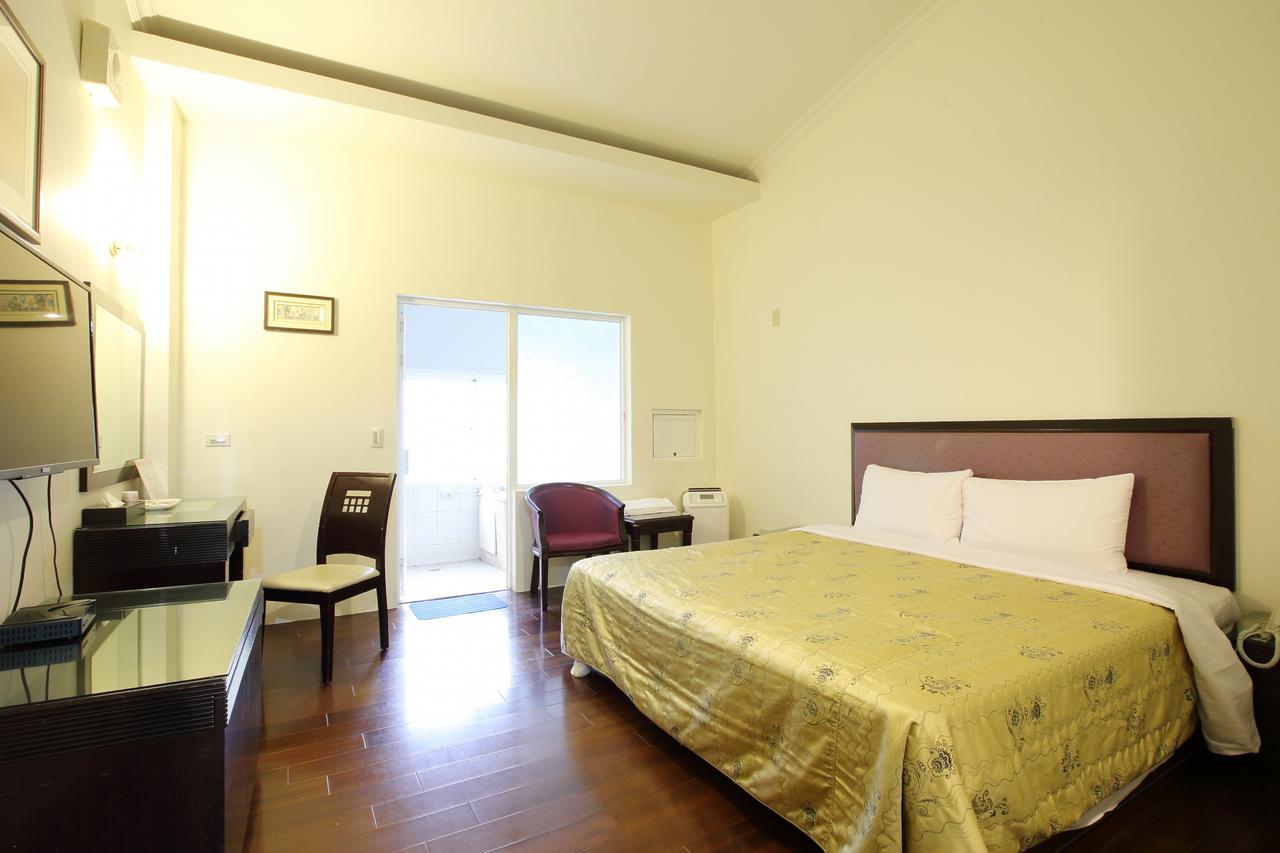Cyuan Tang Hot Spring Hotel Jiaoxi Buitenkant foto